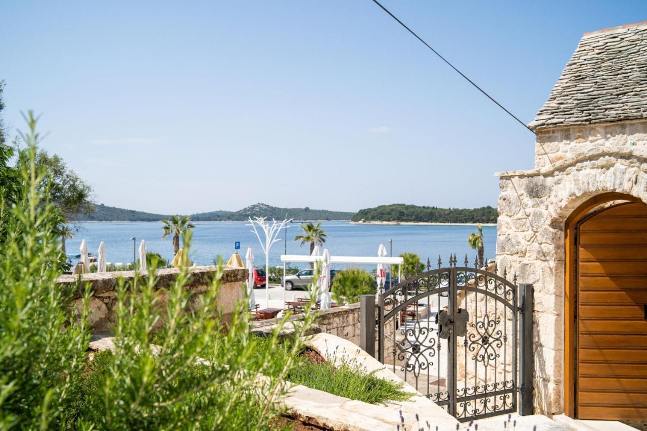 Apartments Mediteraneo Rogoznica Rogoznica (Sibenik-Knin) Exterior foto